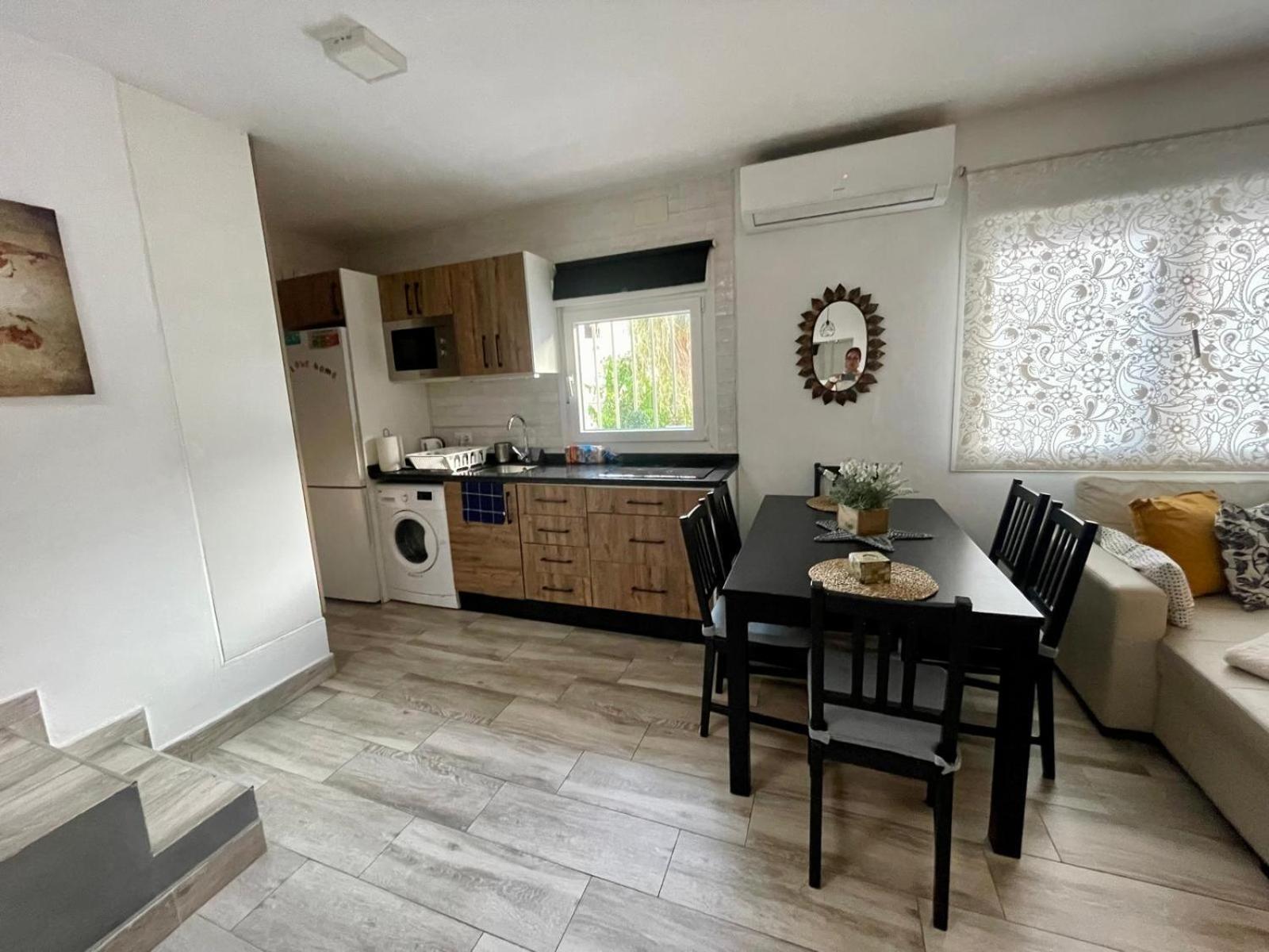 Pedregalejo Beach House Malaga Luaran gambar
